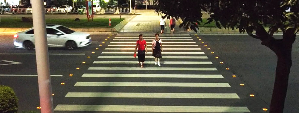 Pedestrian crossings road stud