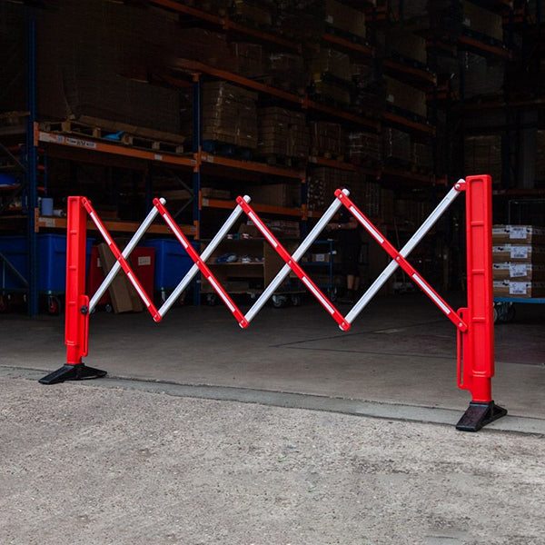 Red-White-Expandable-Safety-Barrier