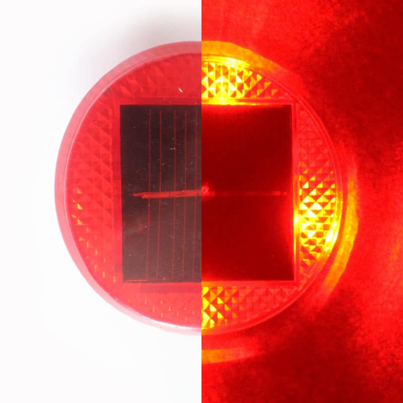 Solar Powered Barricade Warning Light for Traffic Cone