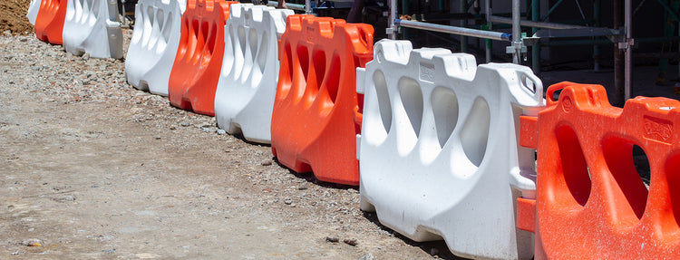 plastic-water-filled-barriers